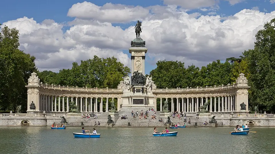 Monumento a Alfonso XII