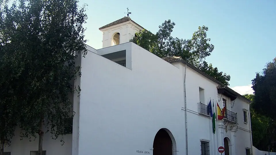 Tomares